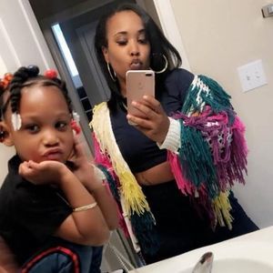 Meet your Posher, Jamesha